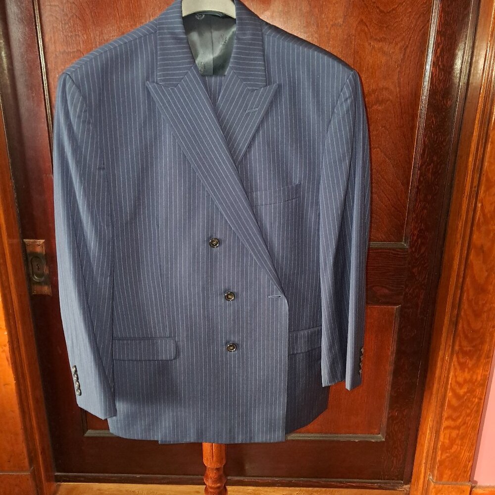 Ralph Lauren suit